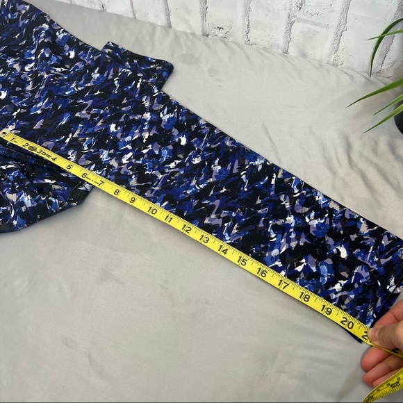 Fabletics Demi Lovato Leggings - Picture 9 of 10